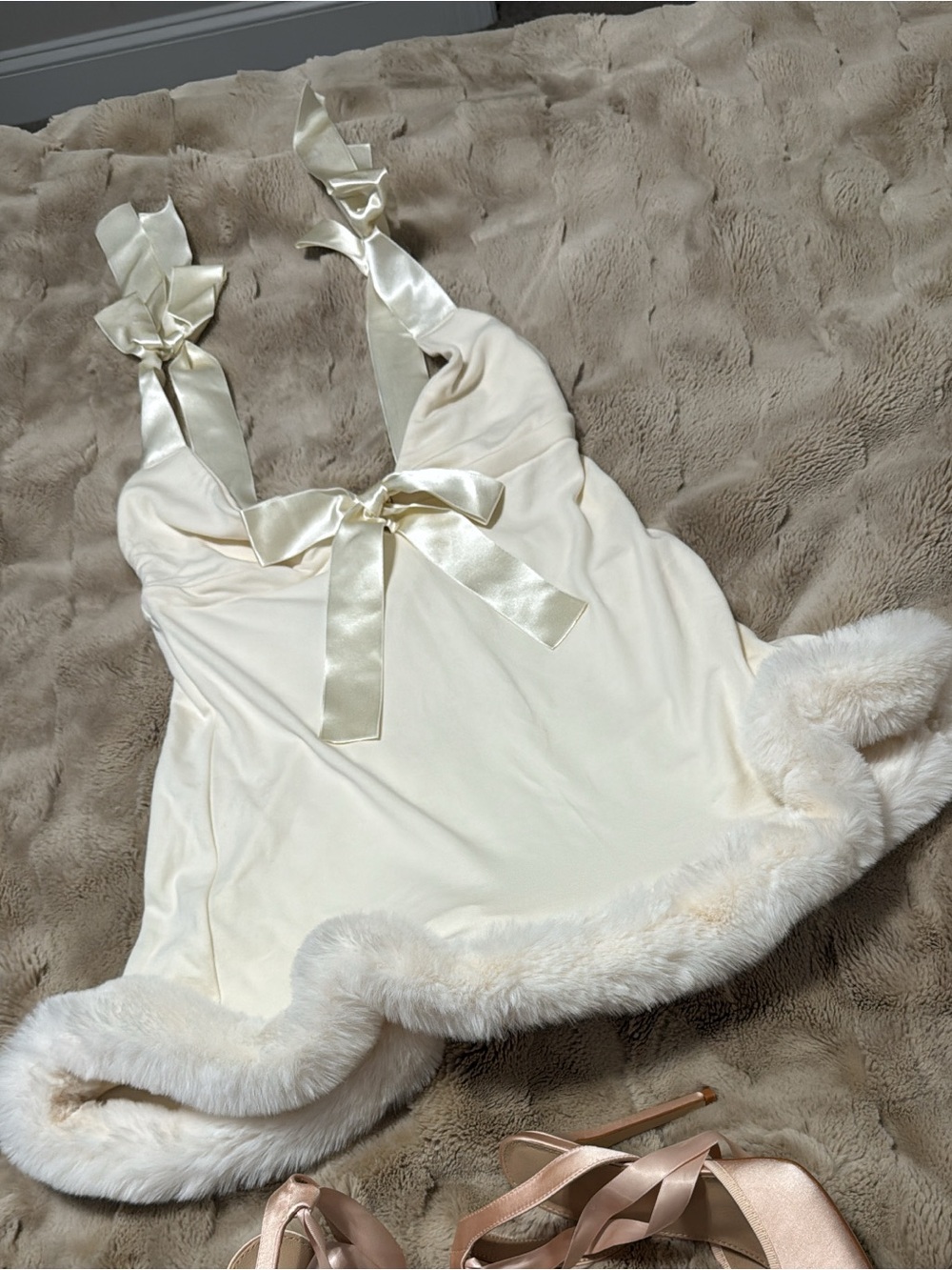 SKIMS Ivory Satin-Trim Chemise with Faux Fur Hem
